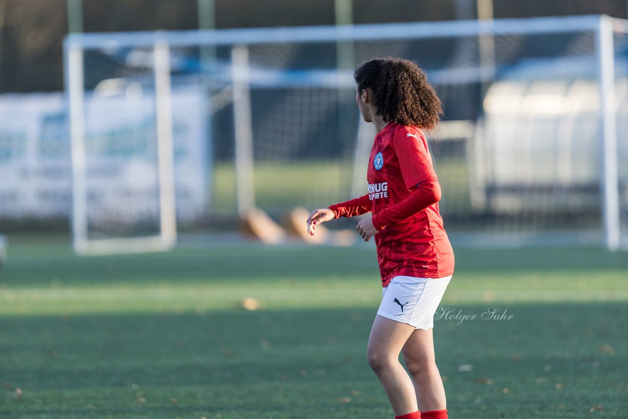 Bild 228 - wBJ Hamburger SV - Holstein Kiel : Ergebnis: 8:0